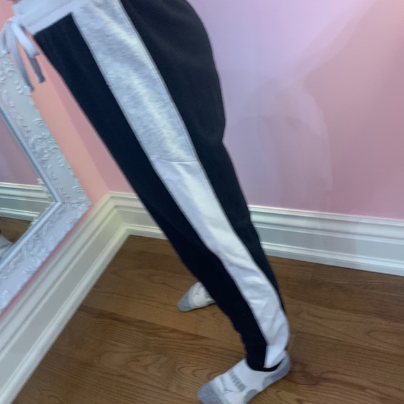 sweatpants - Picture 2 of 2